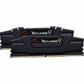 Das Bild zeigt zwei Sticks des 'DIMM 32 GB DDR4-3200 (2x 16 GB) Dual-Kit | Arbeitsspeicher' von G.Skill aus der Ripjaws V Serie, die für den Einsatz in kompatiblen Computern zur Speichererweiterung vorgesehen sind. Die Module verfügen über schwarze Kühlkörper mit der aufgedruckten Bezeichnung und dem Logo der Marke, um eine effiziente Ableitung der Betriebswärme sicherzustellen.