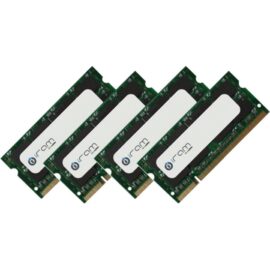 Das Bild zeigt vier Module des 32 GB DDR3-1600 SO-DIMM Quad-Kits für Mac. Jedes Modul hat offensichtlich eine Kapazität von 8 GB, was in Kombination die Gesamtkapazität von 32 GB ergibt. Die Speichermodule sind für die Verwendung in bestimmten Mac-Computern vorgesehen, um die Arbeitsspeicherkapazität zu erweitern oder vorhandenen Speicher zu ersetzen. Auf den Modulen befinden sich weiße Etiketten mit der Aufschrift "orcm", was auf die Marke oder das Branding hinweist.